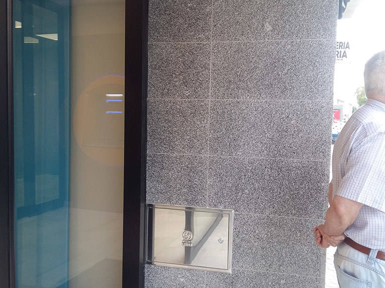 Caixa Bank Pino Montano