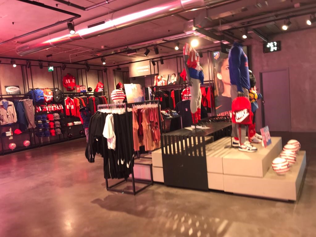 Tienda Oficial Nike Metropolitano -