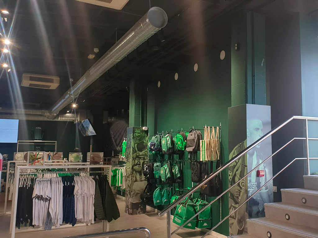 Real Betis Balompié - ¡Más productos de oferta en nuestras tiendas  oficiales! 🎲💵💚 TIENDA WEB ➡    TIENDA  ➡  -- We've got loads of