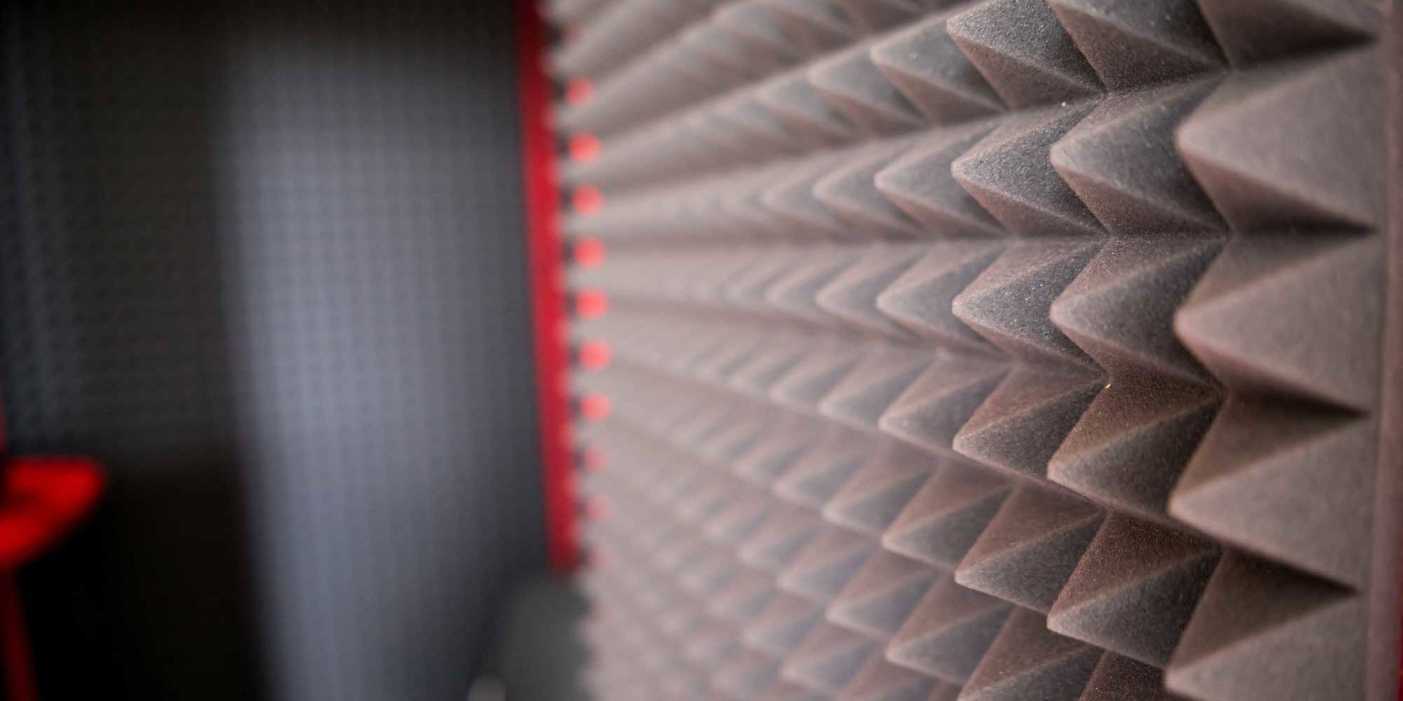 instalar-un-panel-de-absorcion-acustica